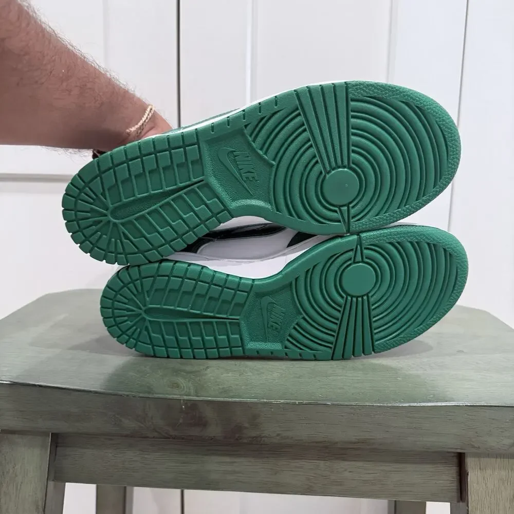 Nike Kids Green and White Low Top Sneakers